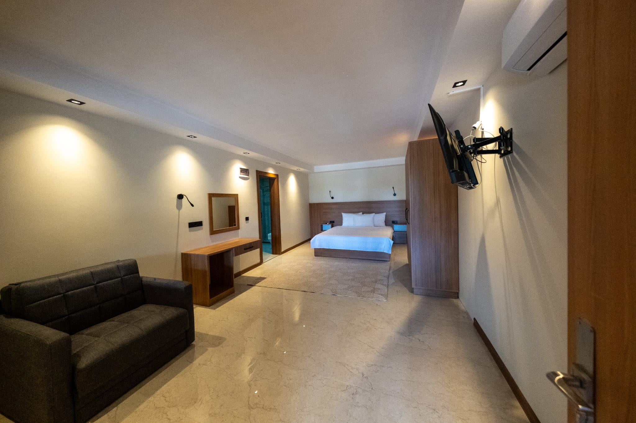 Family Suit — Welt Bungalows